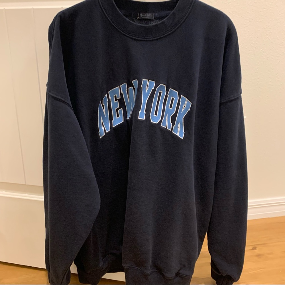 Brandy Melville New York Sweater